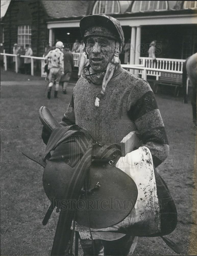 1966 Press Photo Tony Dennis-National Hunt Jockey Covered In Mud at Sandown Park - Historic Images