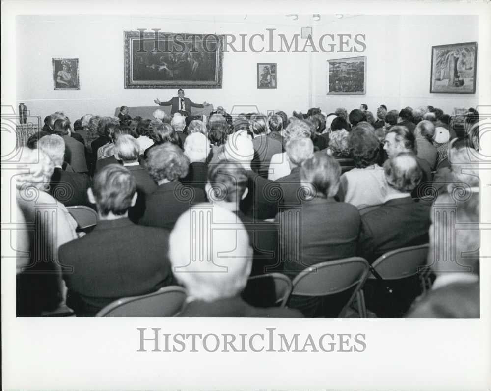 1972 Press Photo Nuclear Scientist & Professor at Berkley University - Historic Images