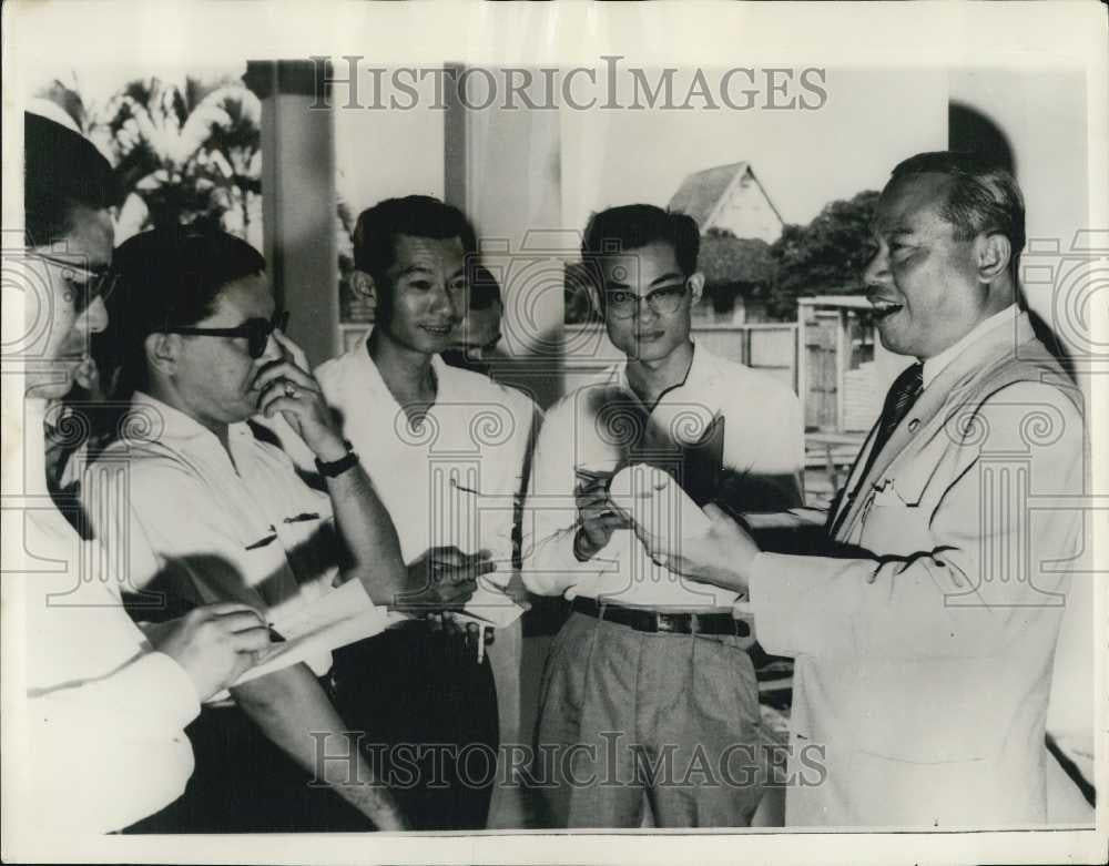 1958 Press Photo Lieutenant General Than On Kittikachor N. Thai Prime Minister - Historic Images