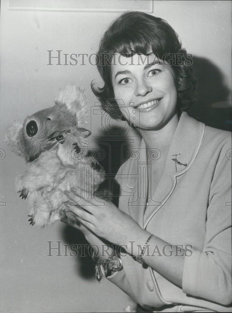 Press Photo Miss Australia Tricia Reschke - Historic Images