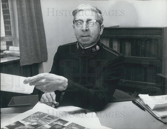 Press Photo Salvation Army Leader Alfred Gillard Holding Papers - Historic Images