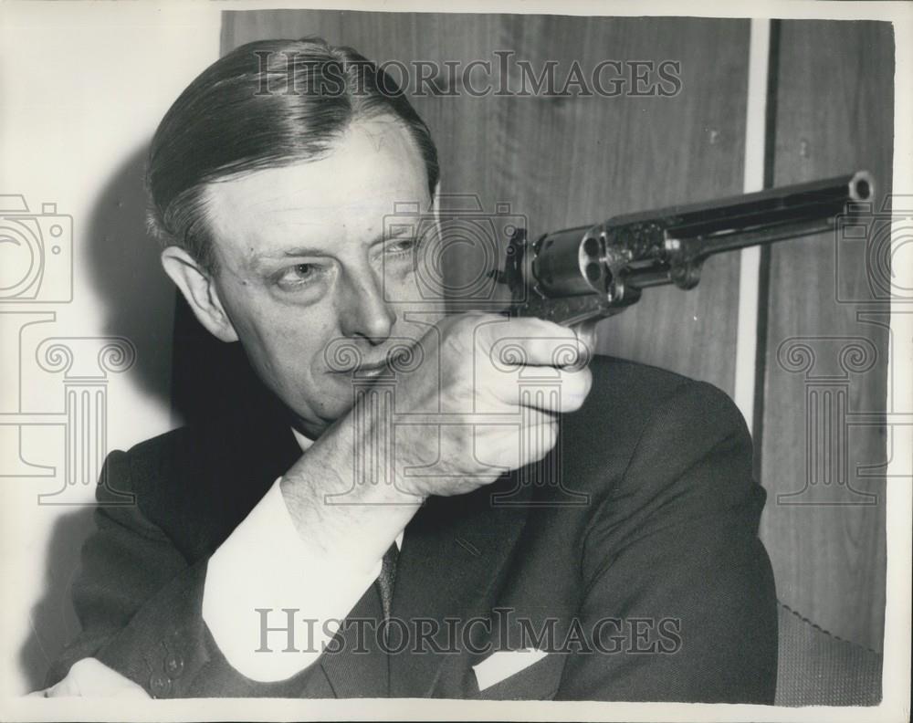 1963 Press Photo Ex Detective Mountford of Scotland Yard - Historic Images