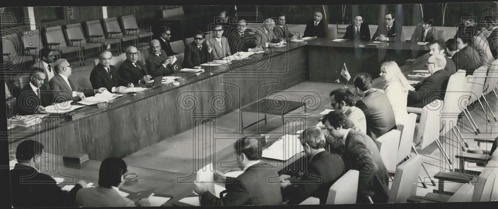 1980 Press Photo Planary Meeting 6th Session Pakistan-Romania Joint Government - Historic Images