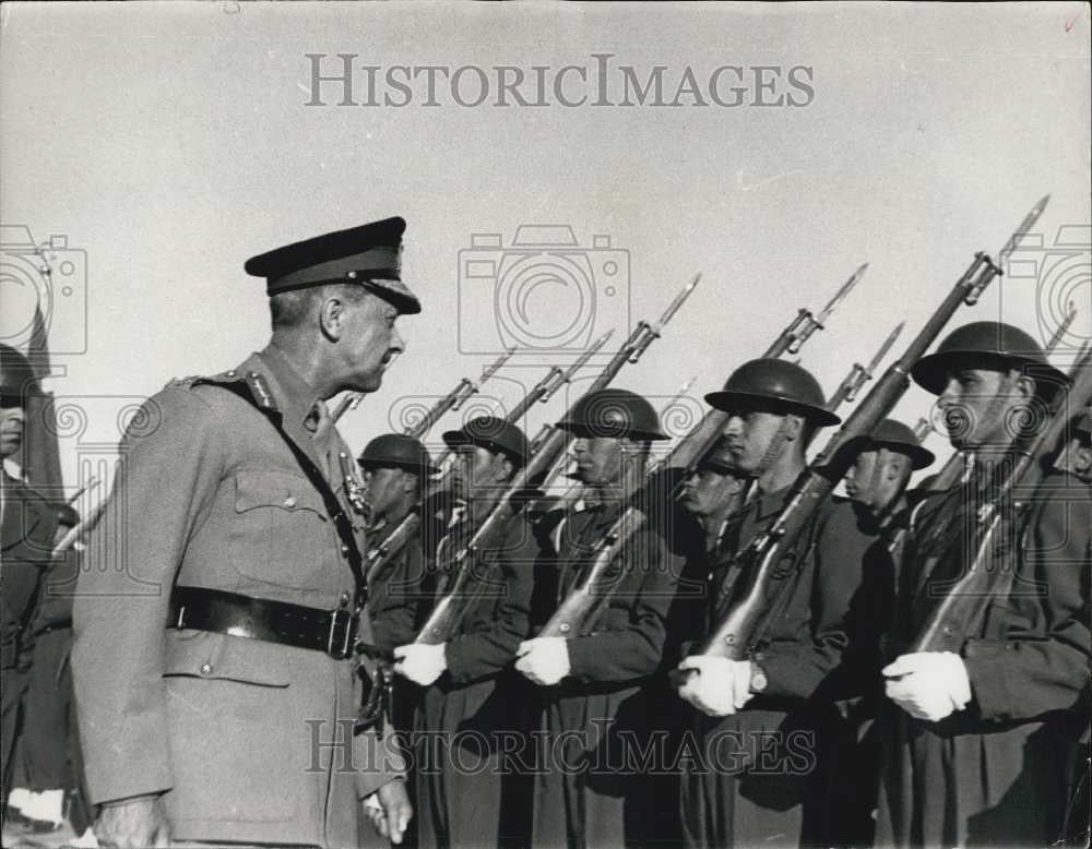 1956 Press Photo Field Marshall Sir Gerald Templer on Visit to Turkey - Historic Images