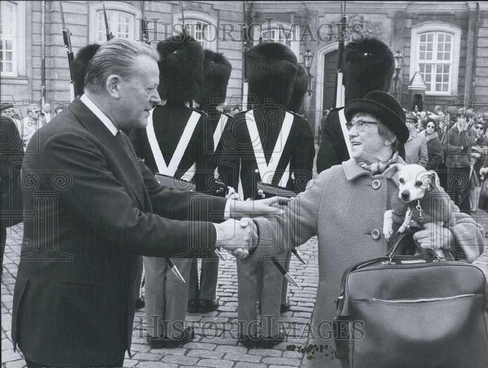 Press Photo Former Danish Prime Minister Jens Otto Krag &amp; Elderly Woman - Historic Images