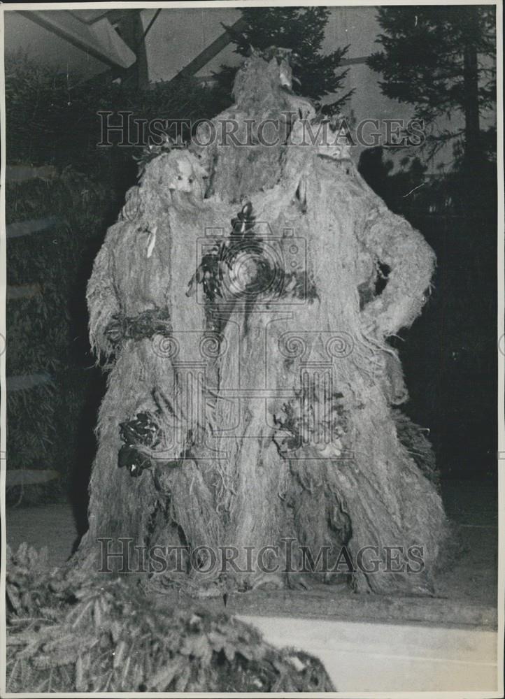 Press Photo Wild Men During Performance Festival Of Algau Germany - Historic Images