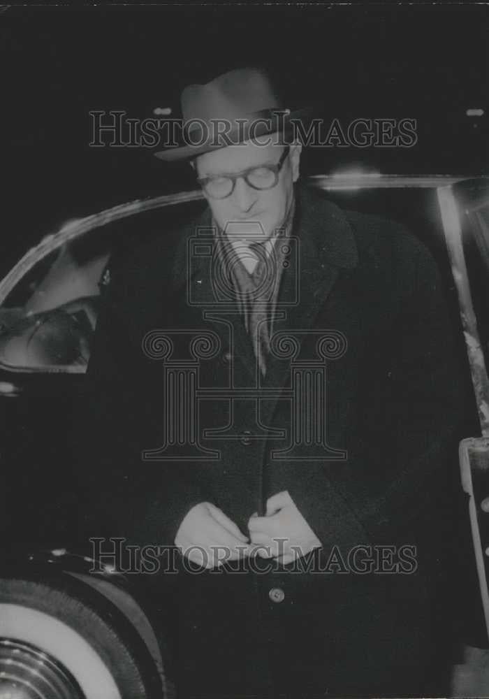 1955 Press Photo French Socialist Leader Guy Mollet Elysee Palace - Historic Images