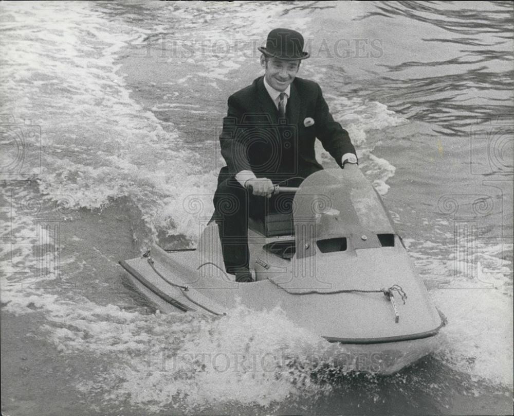 1970 Press Photo Parliament was reassembled today, and M.P.'s arrived by various - Historic Images