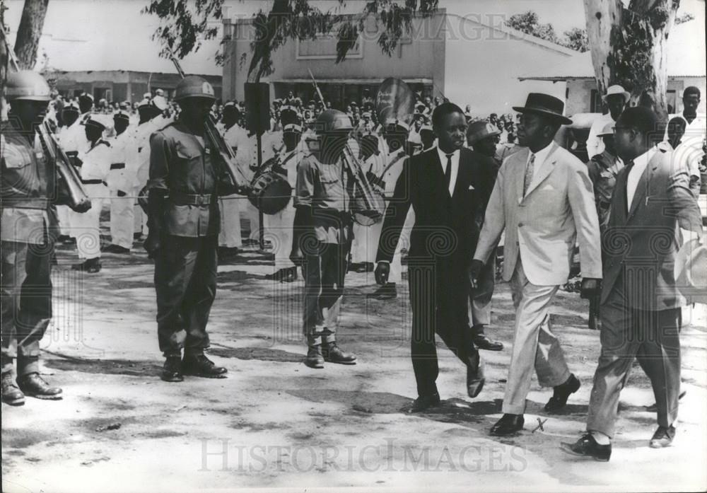 1960 Press Photo Katanga President Tshombe Visiting Congo Jadotville Welcome - Historic Images