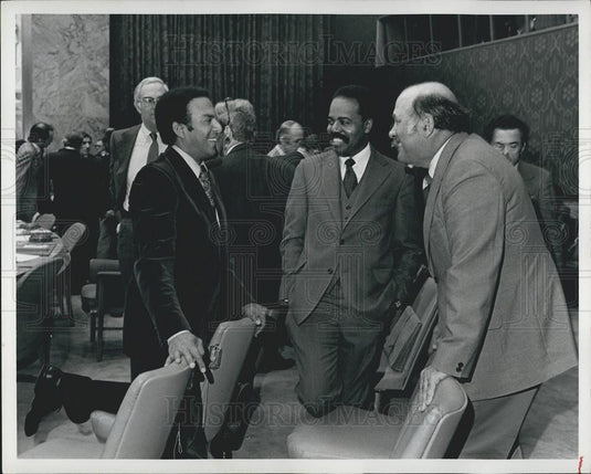 Press Photo dor Donald F. McHenry and Colin Eglin, - Historic Images