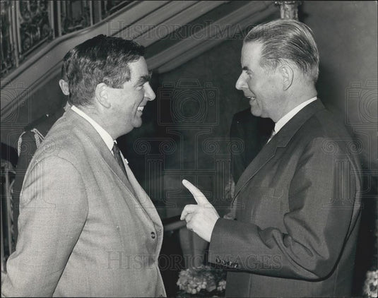 1969 Press Photo Dr. G. Schroder Minister Defense Germany Denis Healy Sec. State - Historic Images