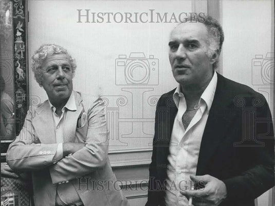 1975 Press Photo Spanish Director Luis Berlanga & French Actor Michel Piccoli - Historic Images