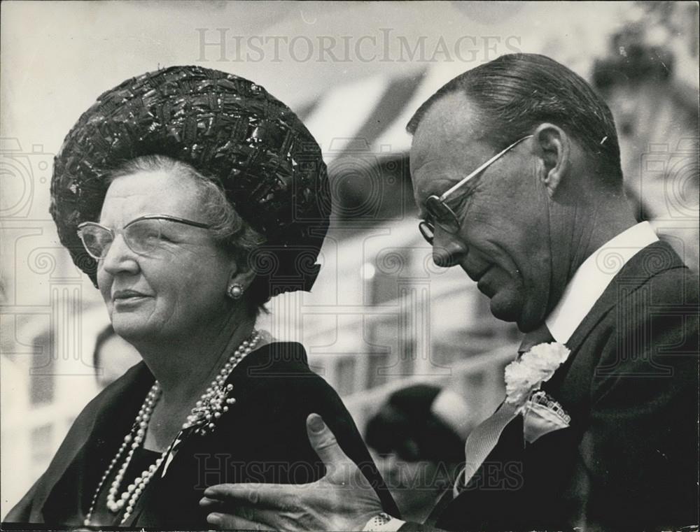 Press Photo Netherlands Queen Juliana Prince Bernhard Closeup - Historic Images