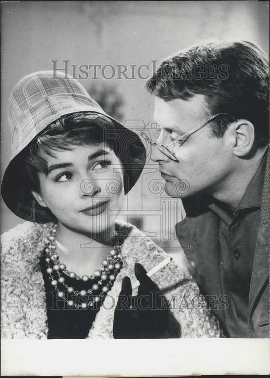 1961 Press Photo Conny Froboees "My Hussani The Economic Wonder" - Historic Images