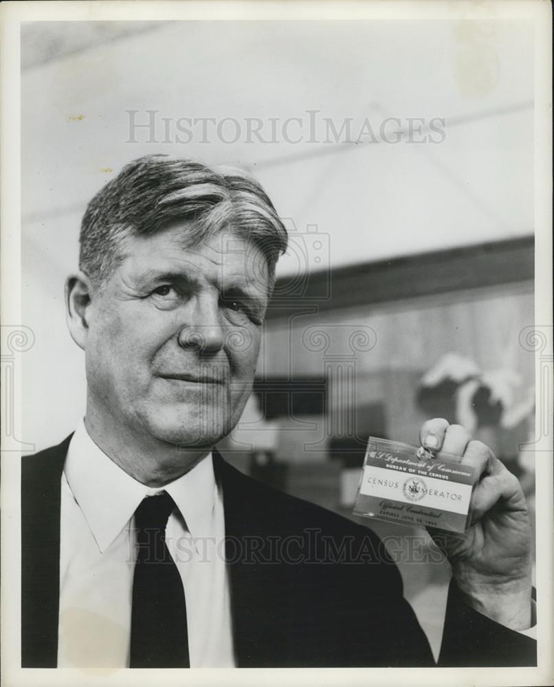 1960 Press Photo Census Bureau Director Robert Burgess Holding Credentials - Historic Images