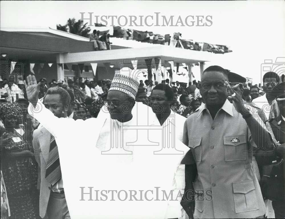 Press Photo Shenu Shagari of Nigeria With Siaka Stevens of Sierra Leone - Historic Images