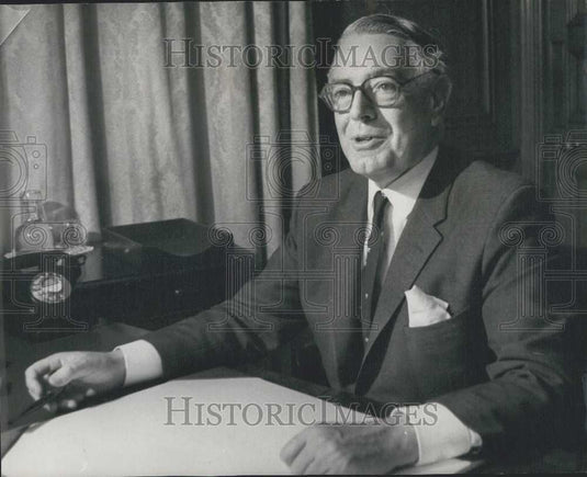 1968 Press Photo Lord Shackleton Takes Over As Head Of Civil Service - Historic Images