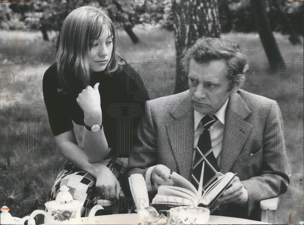 1974 Press Photo Soviet Author Wladimir Maximow and Wife, Berlin, Germany - Historic Images