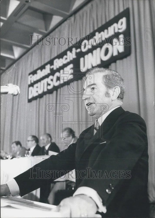 1971 Press Photo chairman of the new party "German Union".Siegfried Zoglmann - Historic Images