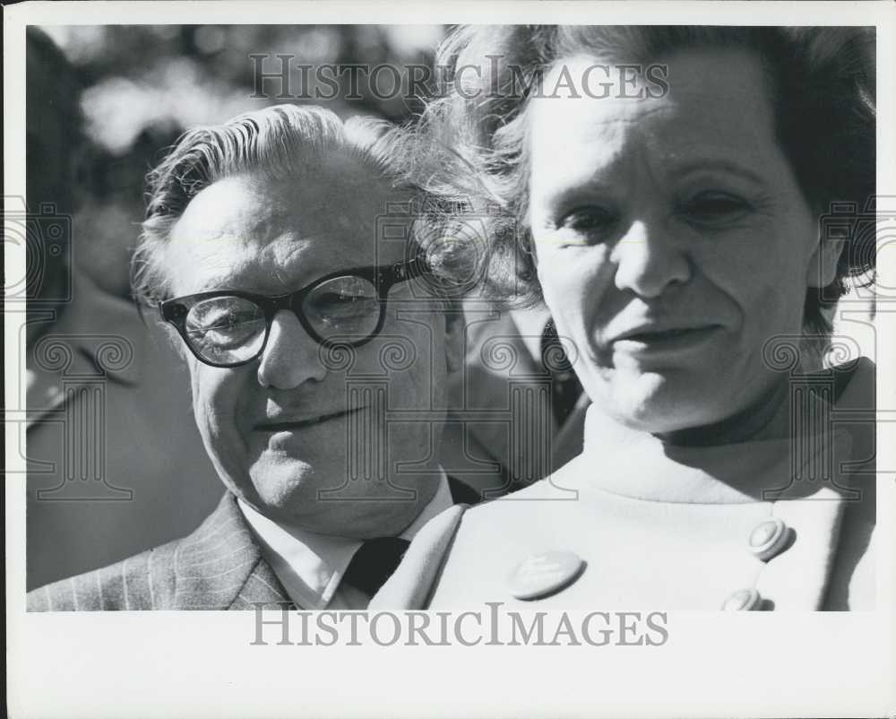 1972 Press Photo Gov Nelson Rockerfeller &amp; Jane Pickens Langley - Historic Images