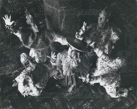 Press Photo "Los Corales" dance of Ecuador - Historic Images