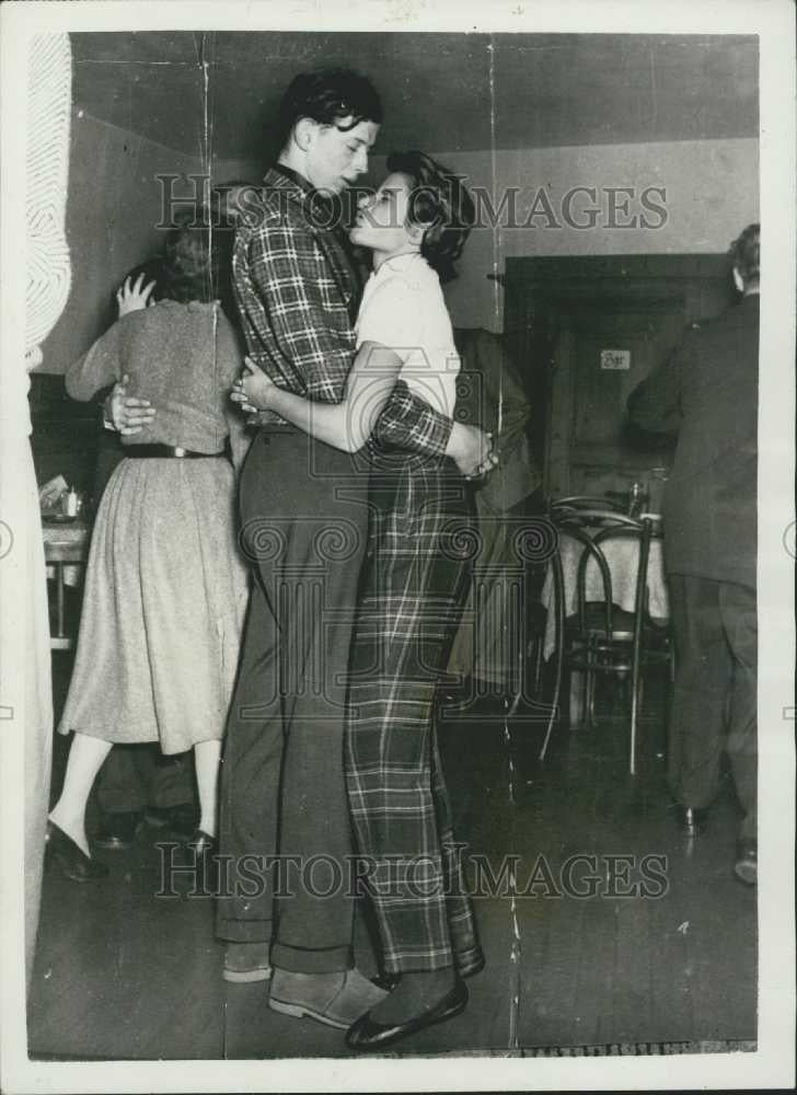 1956 Press Photo The Duke of Kent Goes Out Dancing - Historic Images