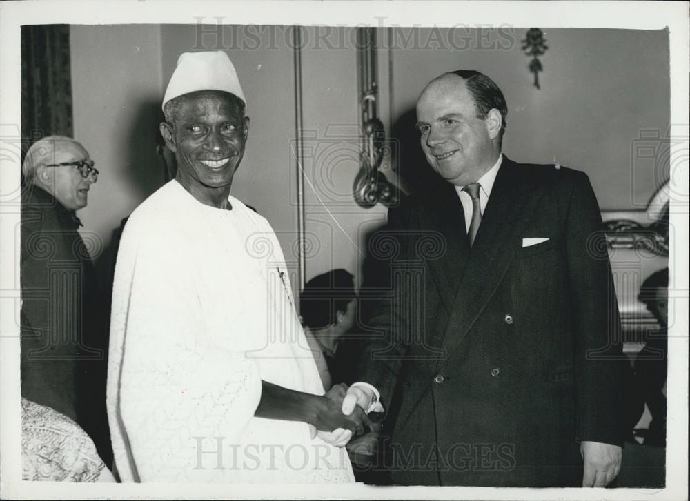 1960 Press Photo Sir Milton Margai.PM of Sierra Leone & Iain MacLeod - Historic Images