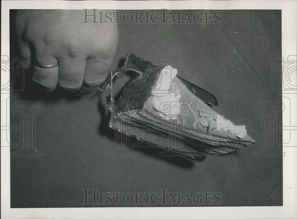 Press Photo household-Ware Exhibition, Nuremberg, Cake Shovel - Historic Images