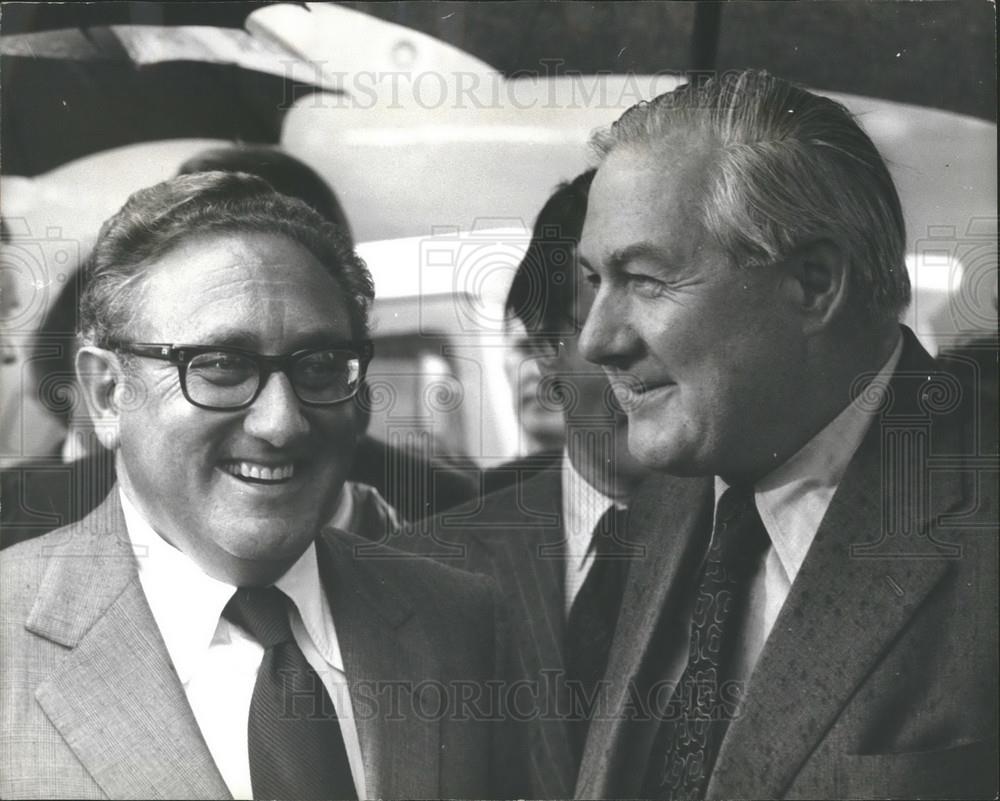 1975 Press Photo US Sec of State Henry Kissinger &amp; Mr. Callaghan - Historic Images