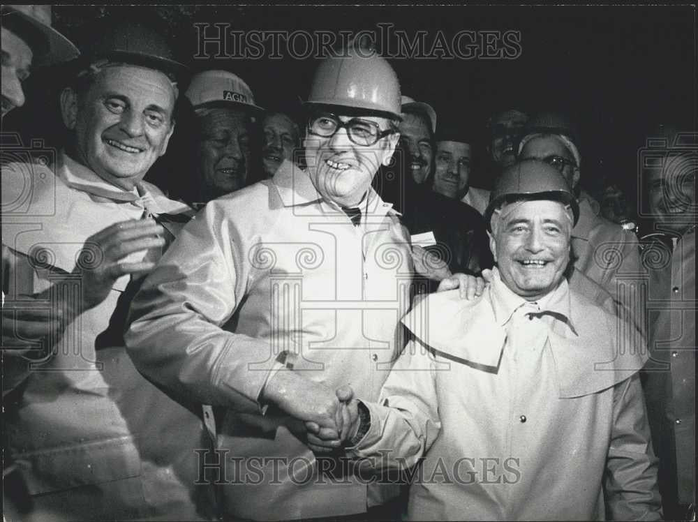 1976 Press Photo Swiss Minister of Interior Affairs &amp; Minister of Economics - Historic Images