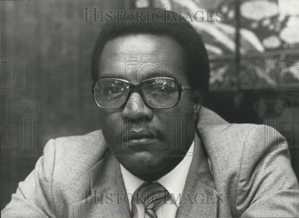1981 Press Photo Namibia's "Democratic Turnhalle Alliance" Delegate Ihaurcet - Historic Images