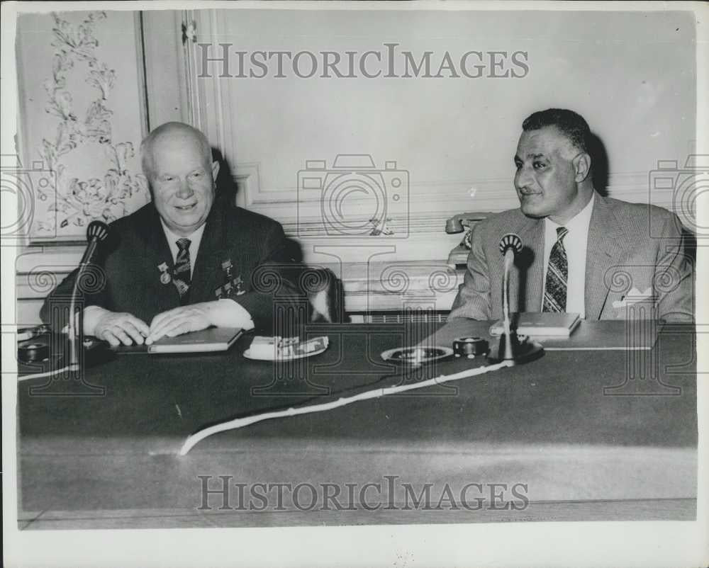 1964 Press Photo Nasser Has Talks With Kruschev - Historic Images