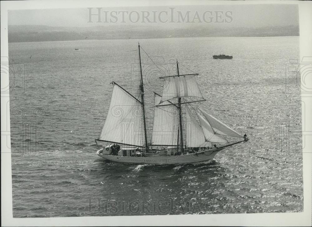 1962 Press Photo The French entry, La Belie Poule, - Historic Images