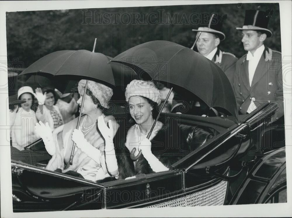 1962 Press Photo Princess Margaret and the Queen Mother - Historic Images