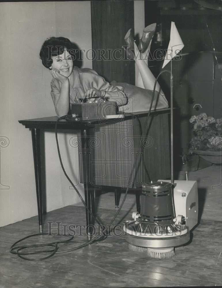 1959 Press Photo Factory Equipment Exhibition Earl Court - Historic Images