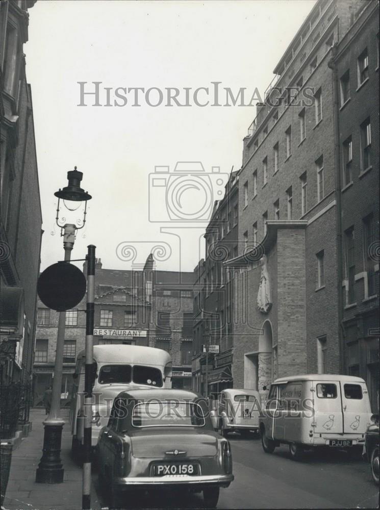 Press Photo L'Eglise de Notre Dame de France, in Leicester Square - Historic Images