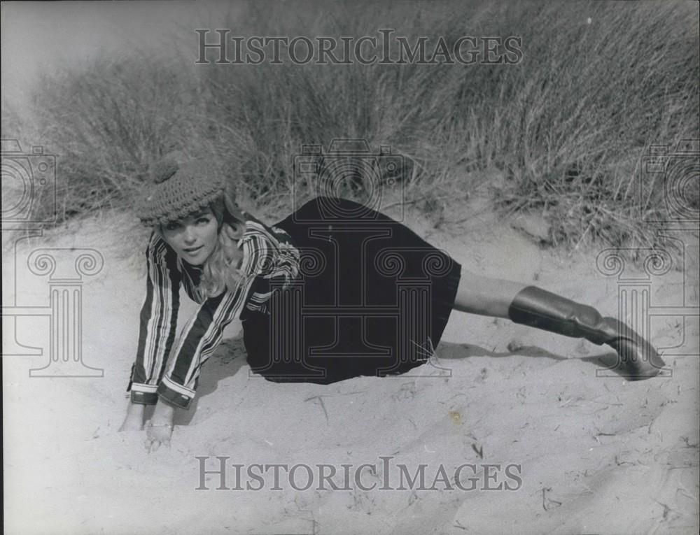 Press Photo Actress Renate Holt - Historic Images