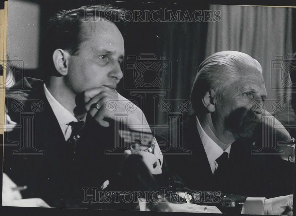 1973 Press Photo  Author Holf Hochhuth  &amp; Erwin Piscator - Historic Images