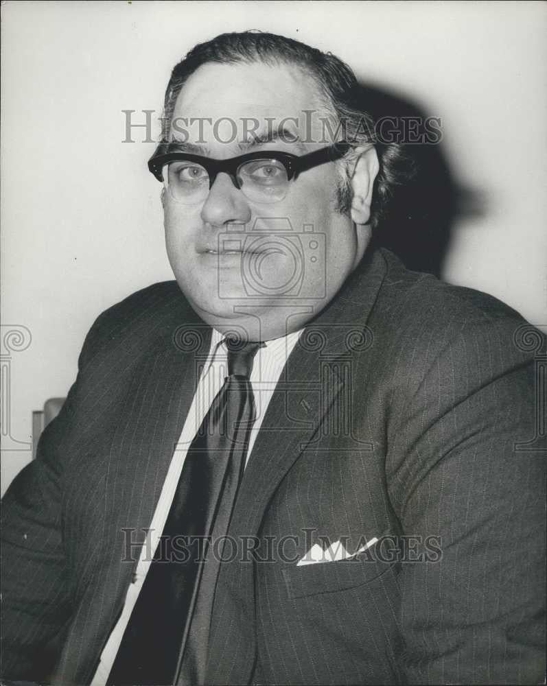 1974 Press Photo British Amb To United Nations,Mr. Ivor Richart - Historic Images