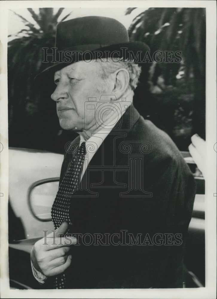 1956 Press Photo Sir Eugene Goossens Famous Conductor Faces Charges - Historic Images