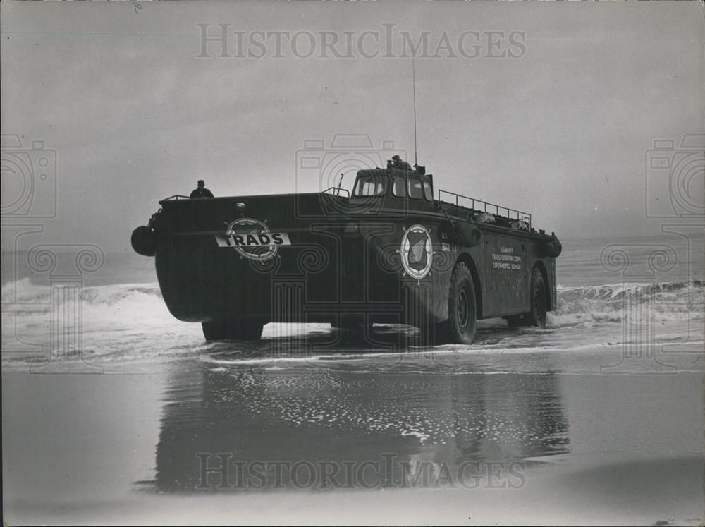 Press Photo U.S. Army Transportation Corps operating from their supply base at L - Historic Images