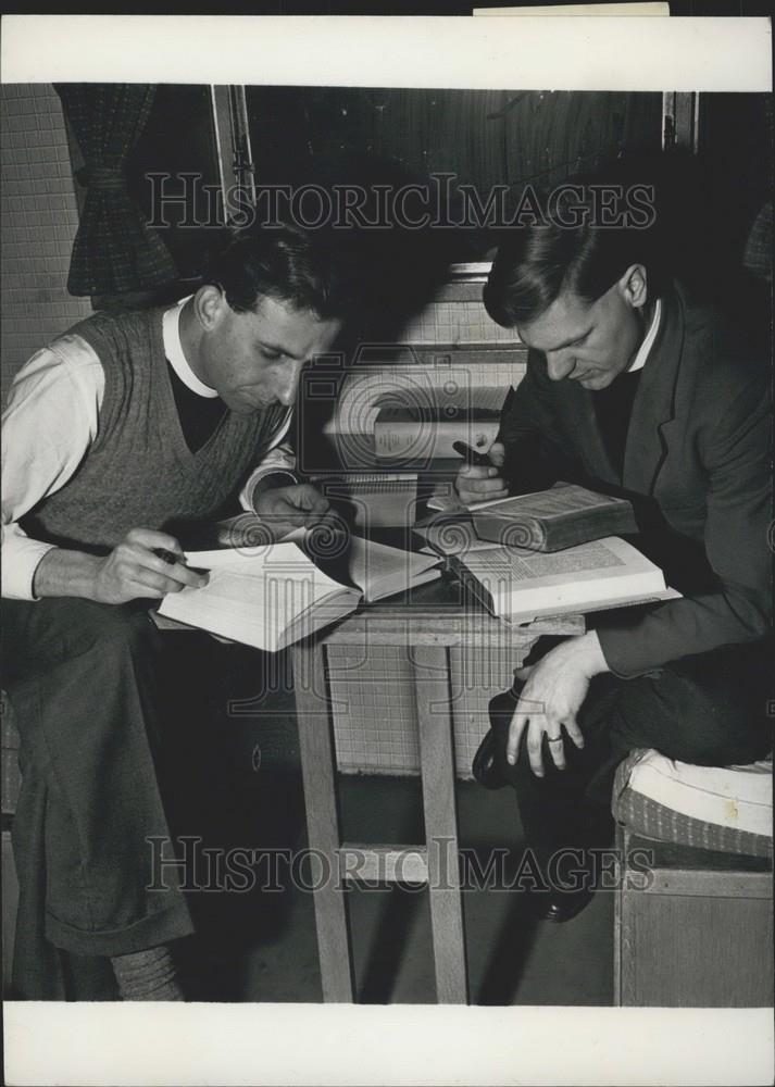 Press Photo Rev. Cyril Blount and the Rev. Brian Webb Prepare Sermons - Historic Images