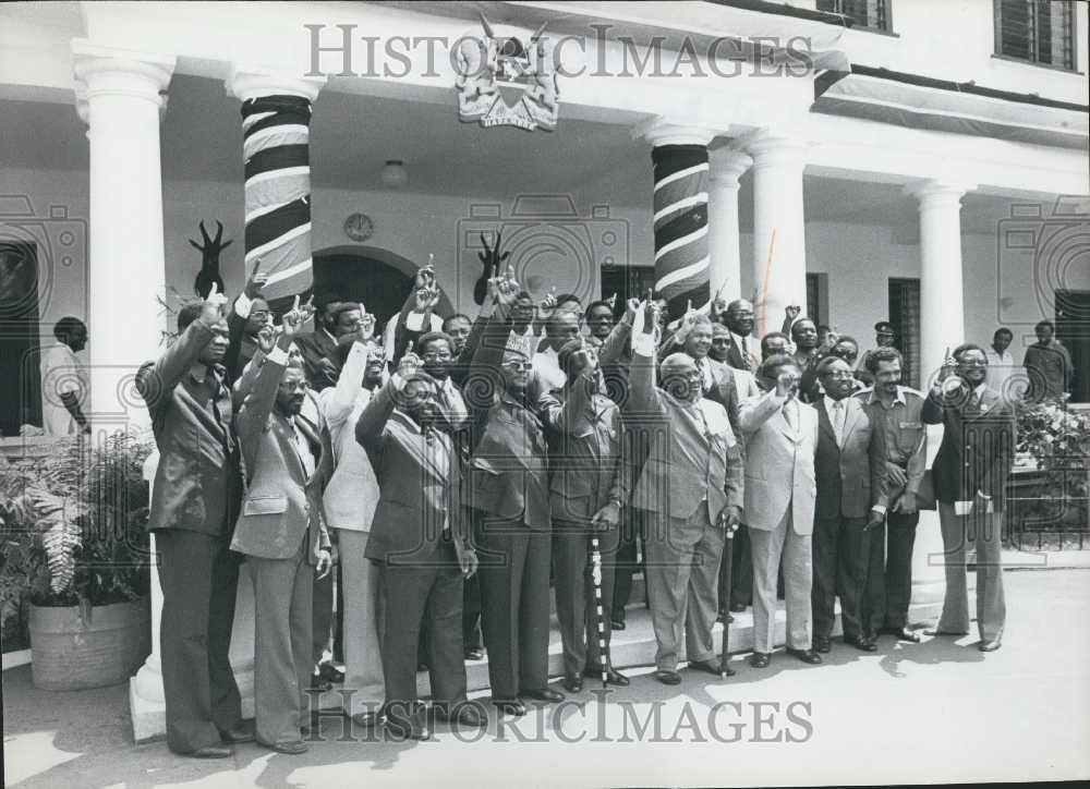 Press Photo President Kenyatta poses with the three Angolan leaders - Historic Images