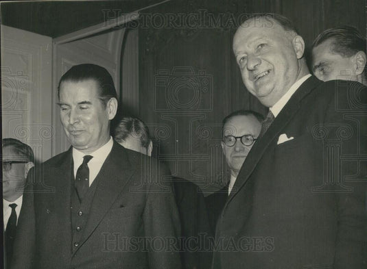 Press Photo The End of the Year's Great Diplomatical Week Started at the Chateau - Historic Images