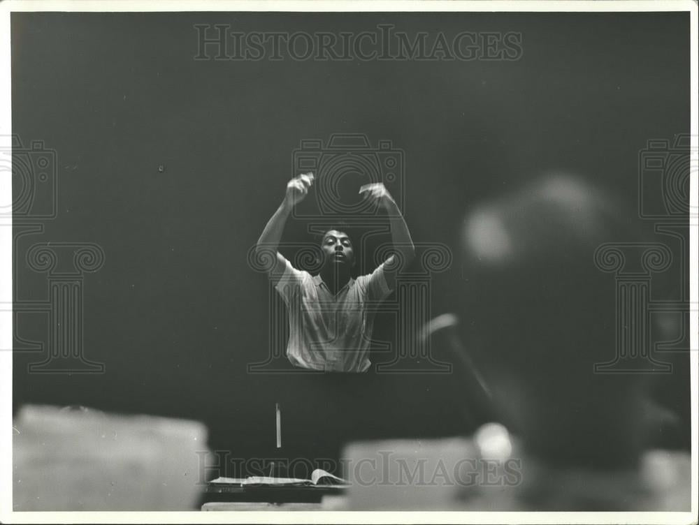 1966 Press Photo Conductor Zubin Mehta - Historic Images