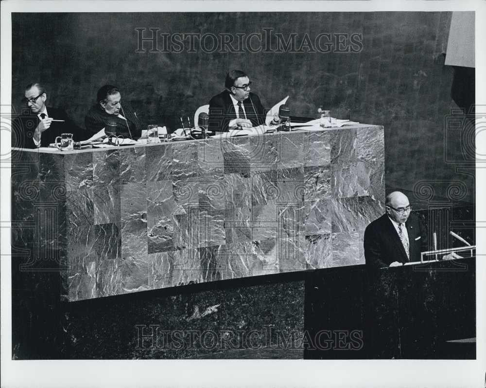 1974 Press Photo President of Gambia &amp; 7 Other Speakers Address UN - Historic Images