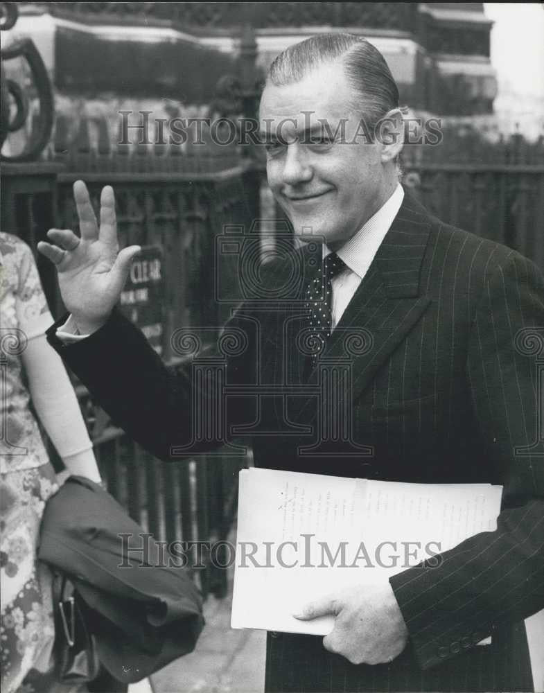 1976 Press Photo Geoffrey Russell Is The Rightful Fourth Lord Ampthill - Historic Images