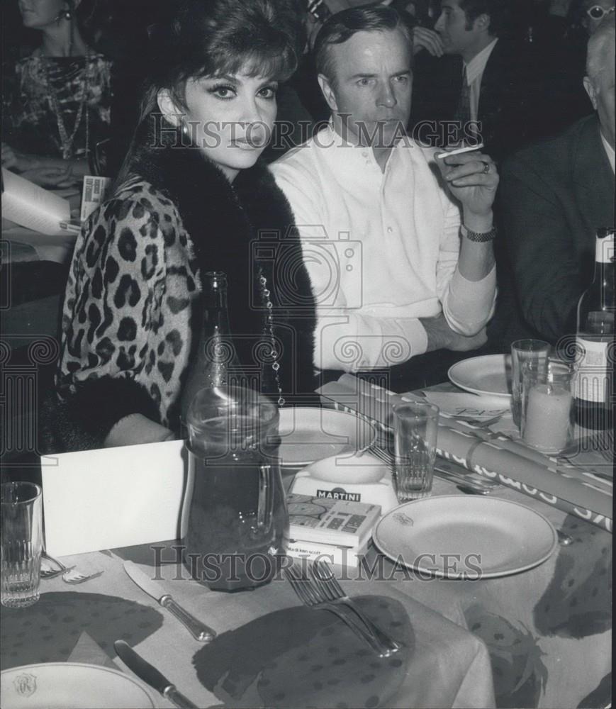 Press Photo director France Zeffireili and actress Gina Lollobrigida - Historic Images