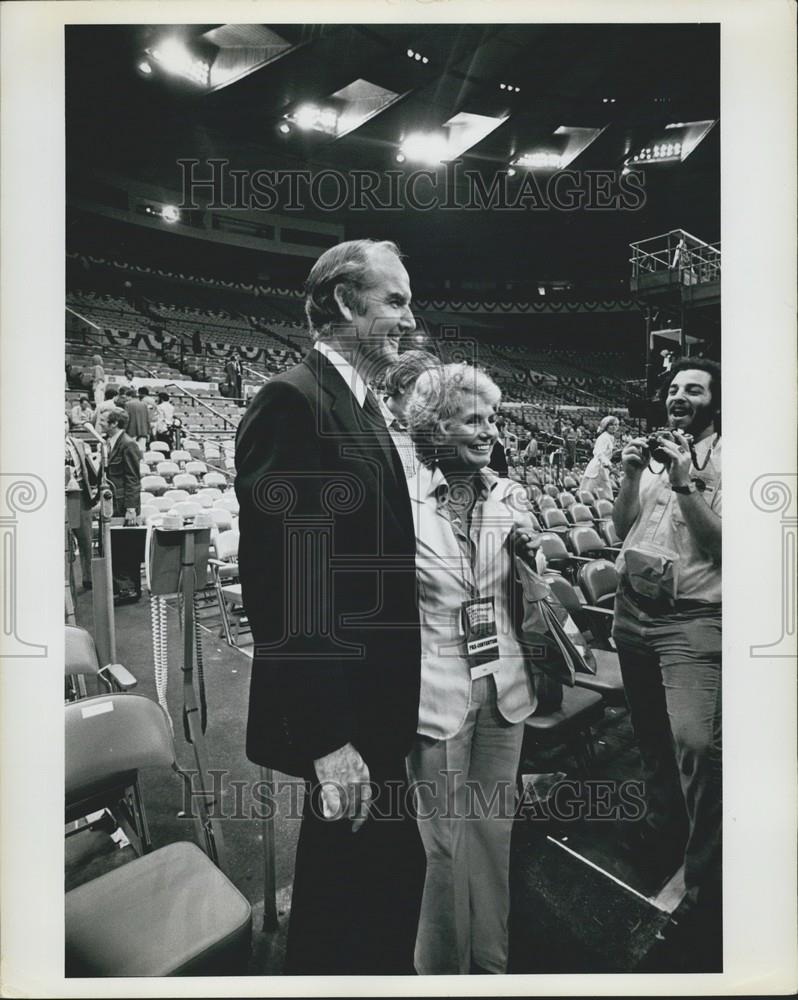 Press Photo Brian Alpert - Historic Images