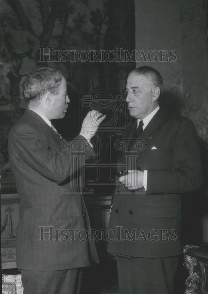 1953 Press Photo Rene Mayer French premier Former Prime Minister Pinay Hotel - Historic Images